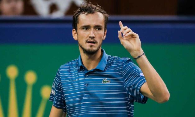 Indian Wells: Daniil Medvedev beats Filip Krajinovic to set up match against Dimitrov